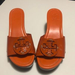 Tory Burch Wedge Sandal pre-owned. Great condition